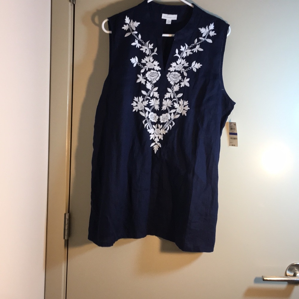 Charter Club Embroidered Linen Tunic NWT - Picture 3 of 4